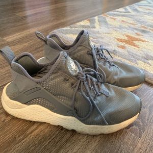 Grey Nike huaraches, lightly worn